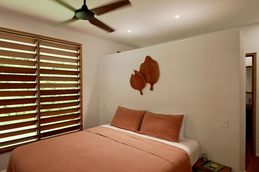 Uepi Island - Two Bedroom Beach House