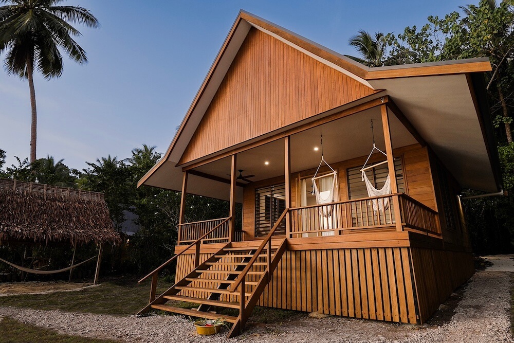 Uepi Island - One Bedroom Beach House